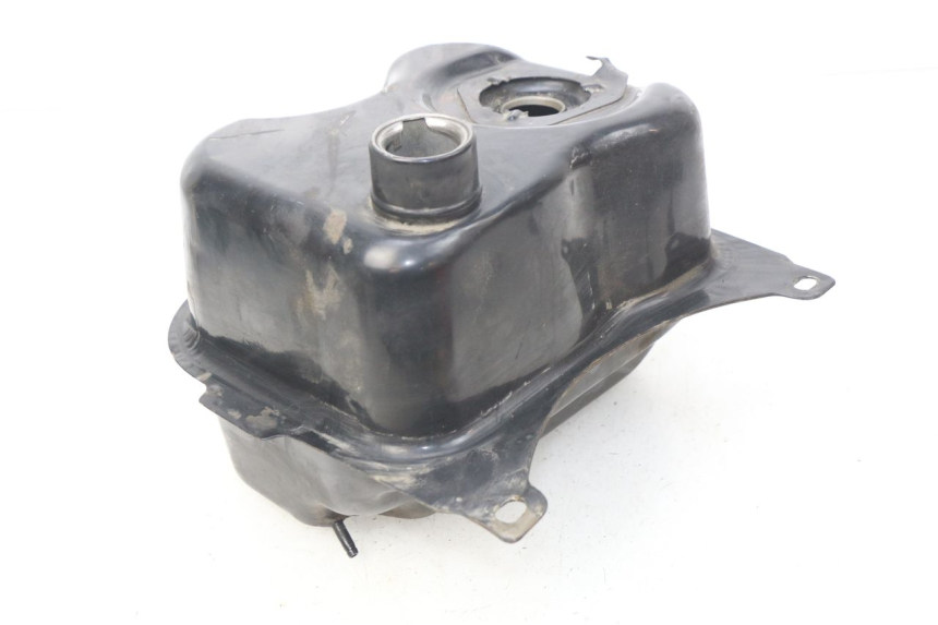 photo de RESERVOIR ESSENCE HAOTIAN HT125T-2 125 - Autre angle de vue