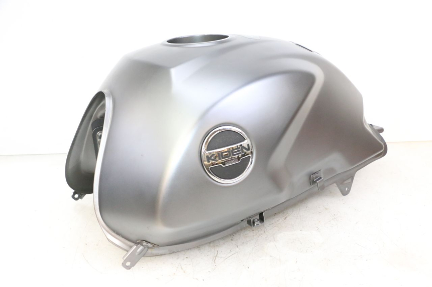 photo de RESERVOIR ESSENCE KIDEN KD125-G 125 (2018 - 2022) - Points de fixation