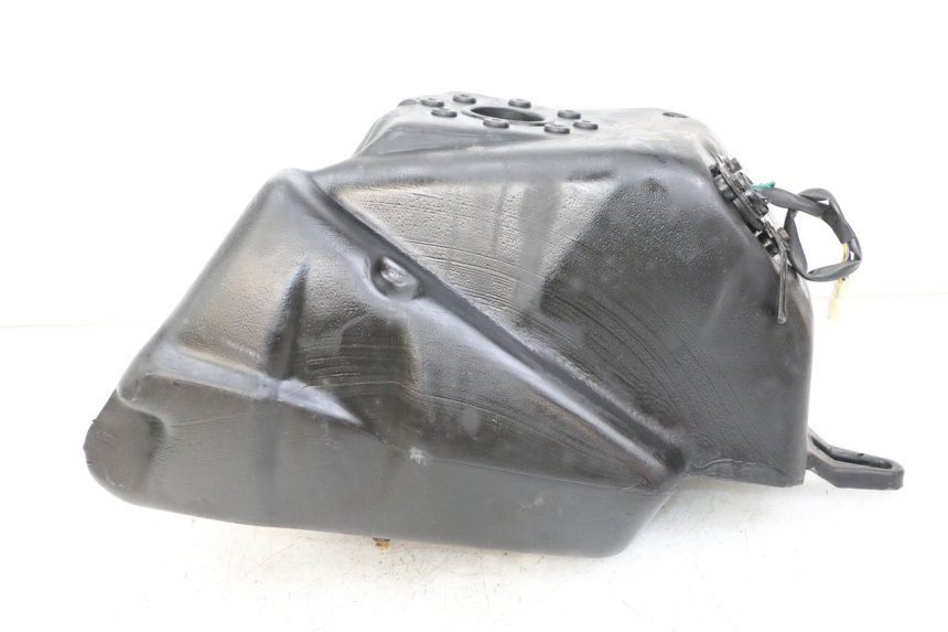 photo de RESERVOIR ESSENCE KYMCO STRYKER OFF ROAD 125 (1999 - 2005) - Marquages et références