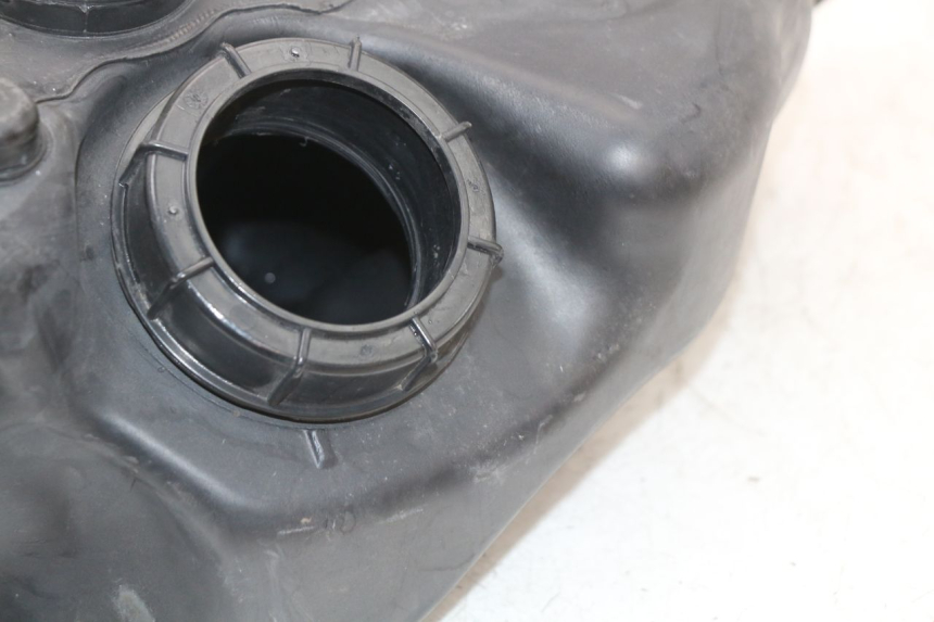 photo de RESERVOIR ESSENCE PIAGGIO LIBERTY 4T 50 (2018 - 2021) - Détail de la pièce