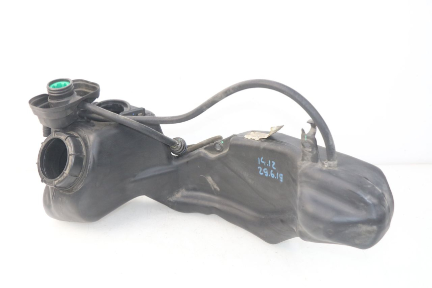 photo de RESERVOIR ESSENCE PIAGGIO LIBERTY IGET 4T 50 (2015 - 2020) - Autre angle de vue