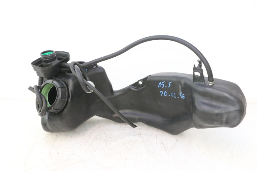 photo de RESERVOIR ESSENCE PIAGGIO LIBERTY IGET 4T 50 (2015 - 2020) - Vue d’ensemble