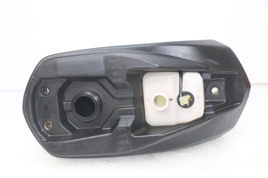 photo de RESERVOIR ESSENCE PEUGEOT LUDIX 50 (2008 - 2017) - Vue principale