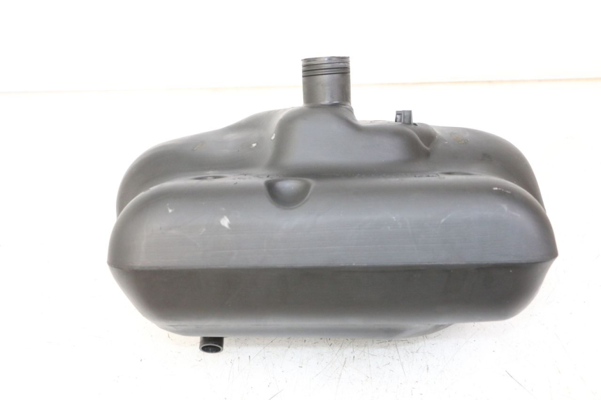 photo de RESERVOIR ESSENCE MBK BOOSTER NEXT GENERATION 50 (1995 - 1998) - Gros plan technique