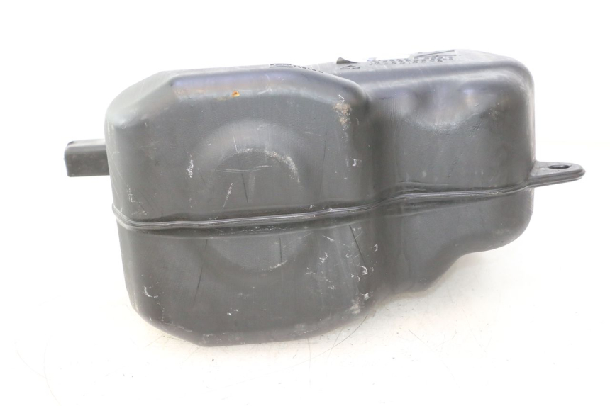 photo de RESERVOIR ESSENCE PIAGGIO MP3 HPE 530 (2022 - 2026) - Zoom état d’usage