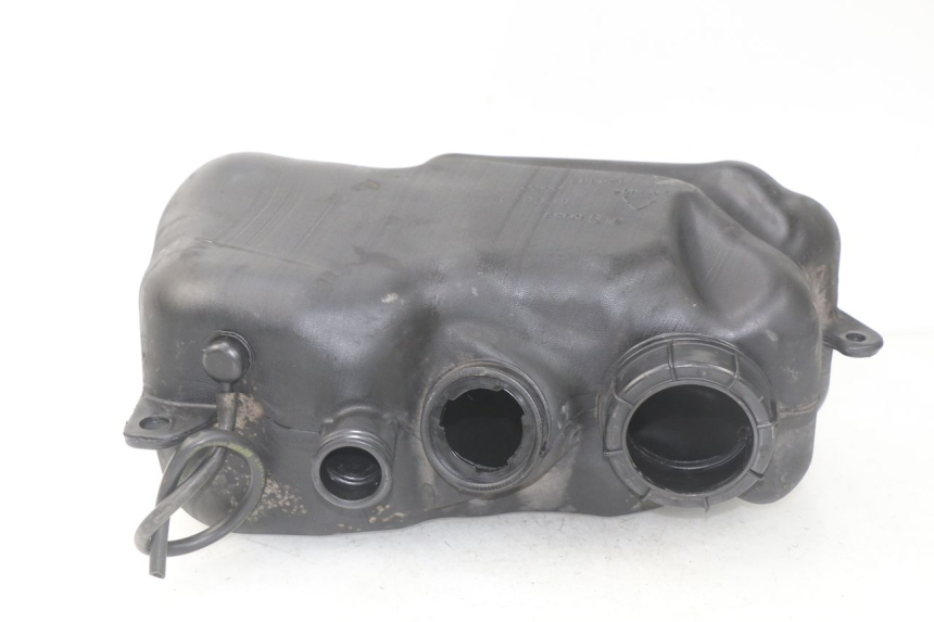 photo de RESERVOIR ESSENCE PIAGGIO MP3 LT 400 (2007 - 2012) - Zoom état d’usage