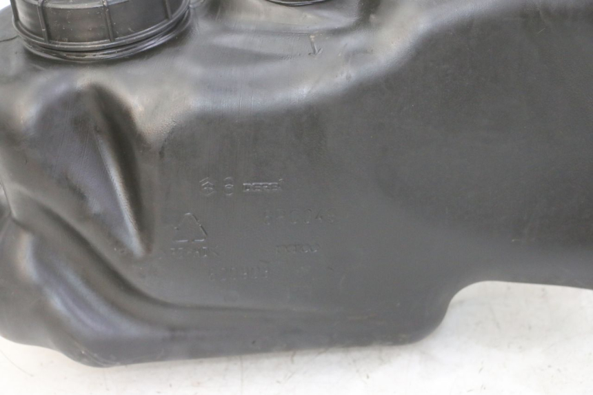 photo de RESERVOIR ESSENCE PIAGGIO MP3 LT 300 (2010 - 2016) - Détail de la pièce