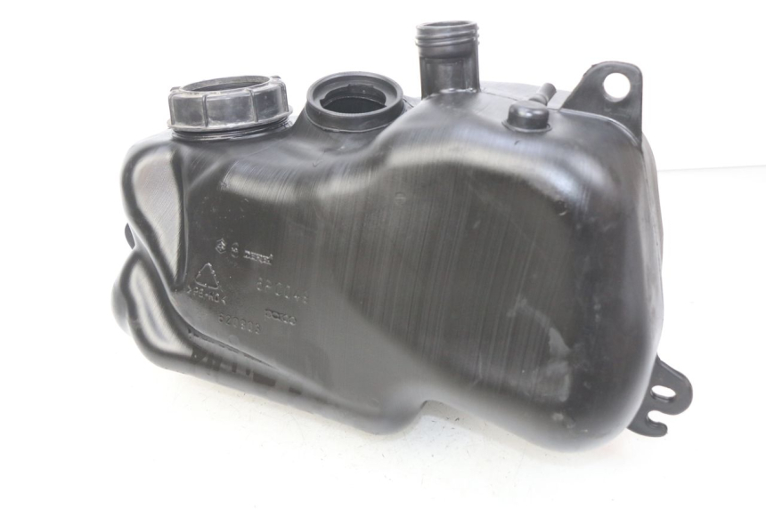 photo de RESERVOIR ESSENCE PIAGGIO MP3 500 (2011 - 2015) - Zoom état d’usage