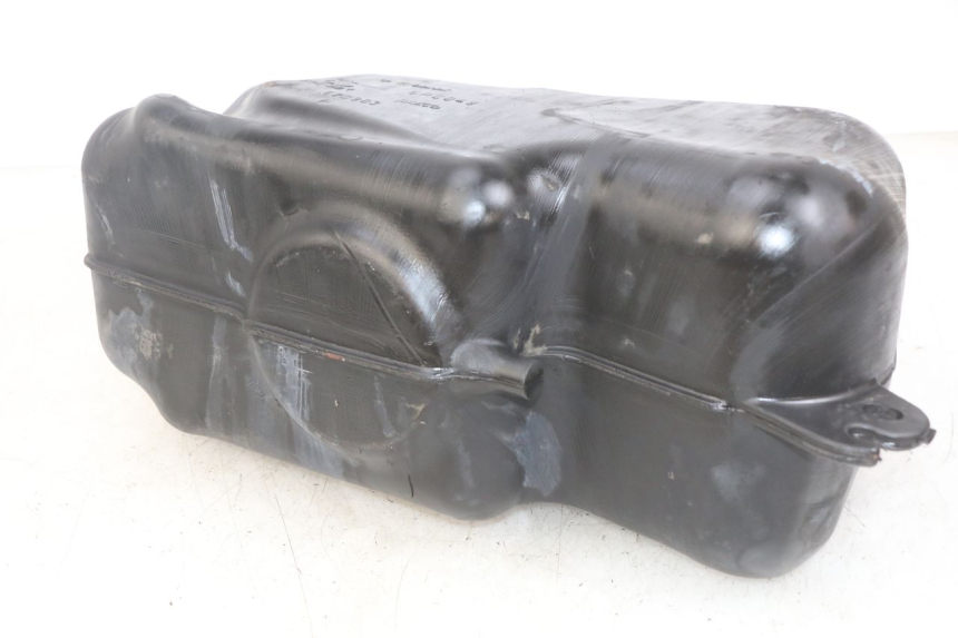 photo de RESERVOIR ESSENCE PIAGGIO MP3 RL 250 (2006 - 2010) - Détail de la pièce