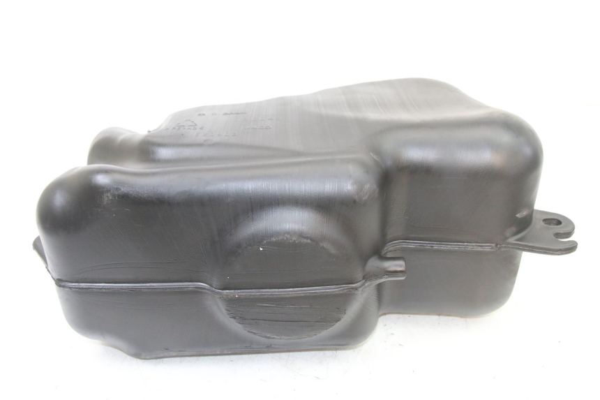 photo de RESERVOIR ESSENCE PIAGGIO MP3 500 (2014 - 2017) - Autre angle de vue