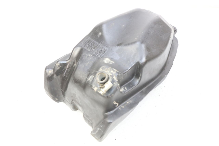 photo de RESERVOIR ESSENCE RIEJU MRT 50 (2009 - 2017) - Autre angle de vue