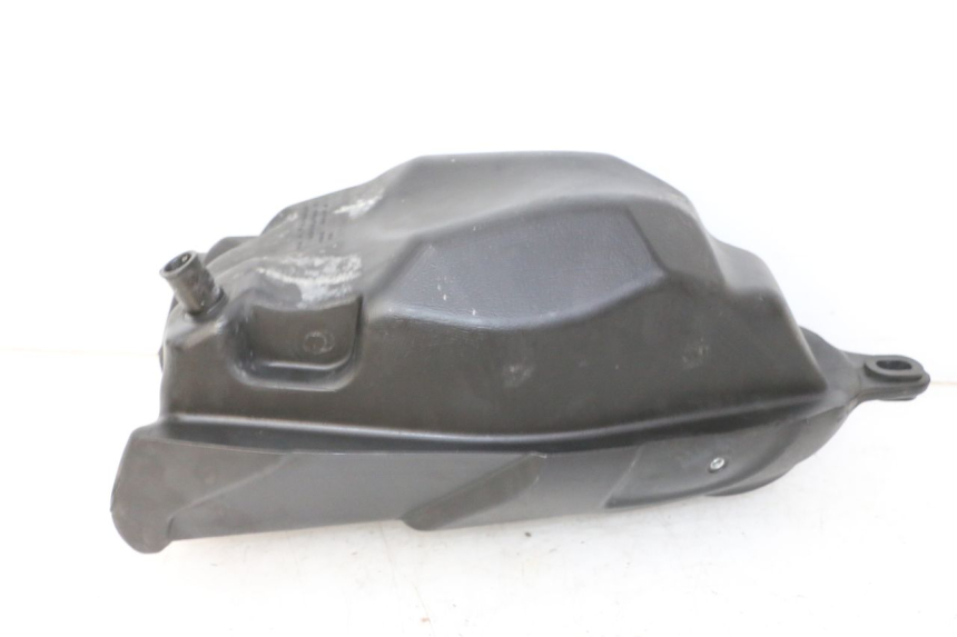 photo de RESERVOIR ESSENCE RIEJU MRT 50 (2018 - 2021) - Zoom état d’usage