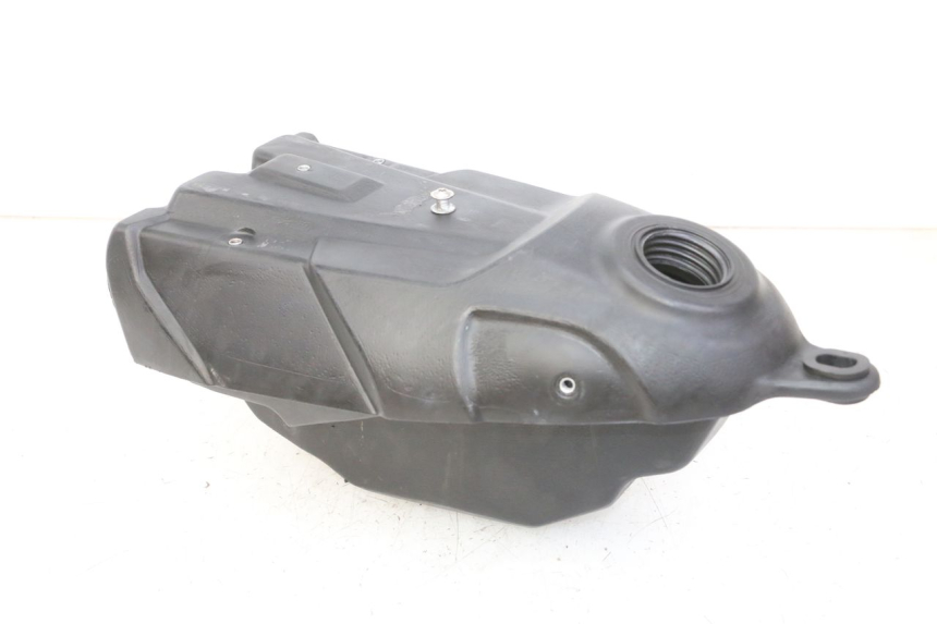 photo de RESERVOIR ESSENCE RIEJU MRT 50 (2018 - 2021) - Gros plan technique