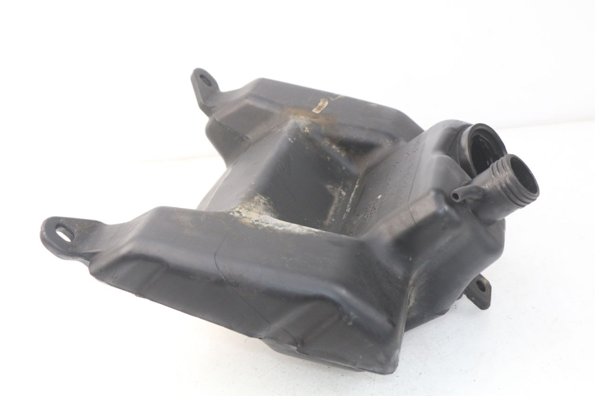 photo de RESERVOIR ESSENCE PIAGGIO NEW TYPHOON 50 (2010 - 2017) - Autre angle de vue