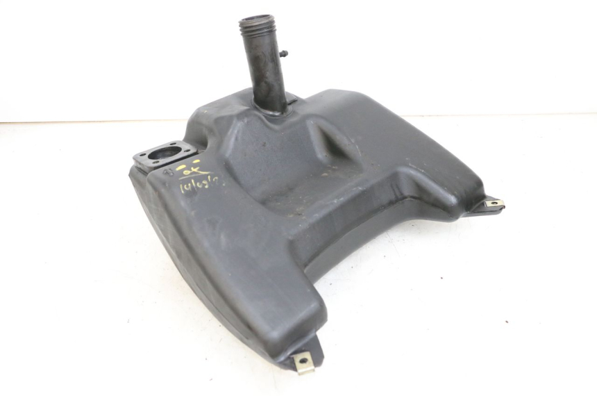 photo de RESERVOIR ESSENCE PIAGGIO NEW TYPHOON 50 (2018 - 2021) - Détail de la pièce