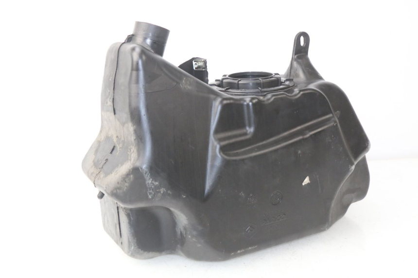 photo de RESERVOIR ESSENCE GILERA NEXUS 125 (2009 - 2013) - Détail de la pièce