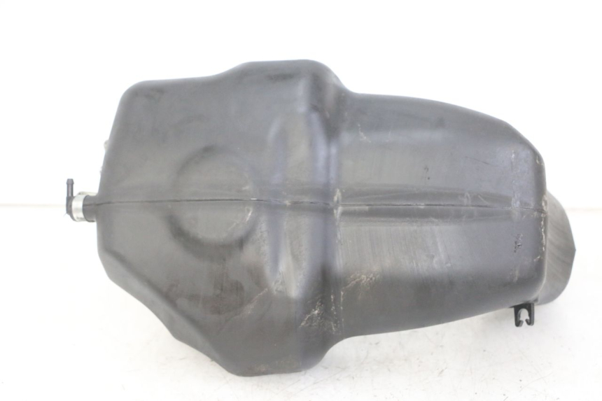 photo de RESERVOIR ESSENCE PIAGGIO NRG POWER PUREJET 50 (2018 - 2021) - Zoom état d’usage