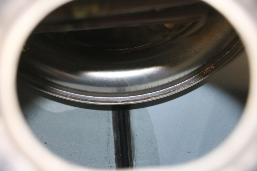 photo de RESERVOIR ESSENCE HONDA NTV DEAUVILLE ABS 700 (2007 - 2016) - Zoom état d’usage