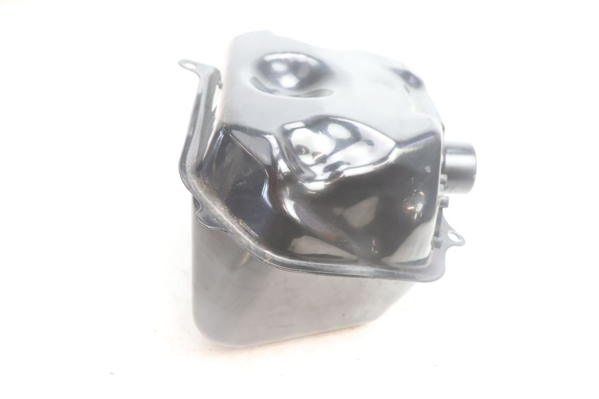 photo de RESERVOIR ESSENCE JM MOTORS OLDIES 4T 50 (2020 - 2026) - Zoom état d’usage