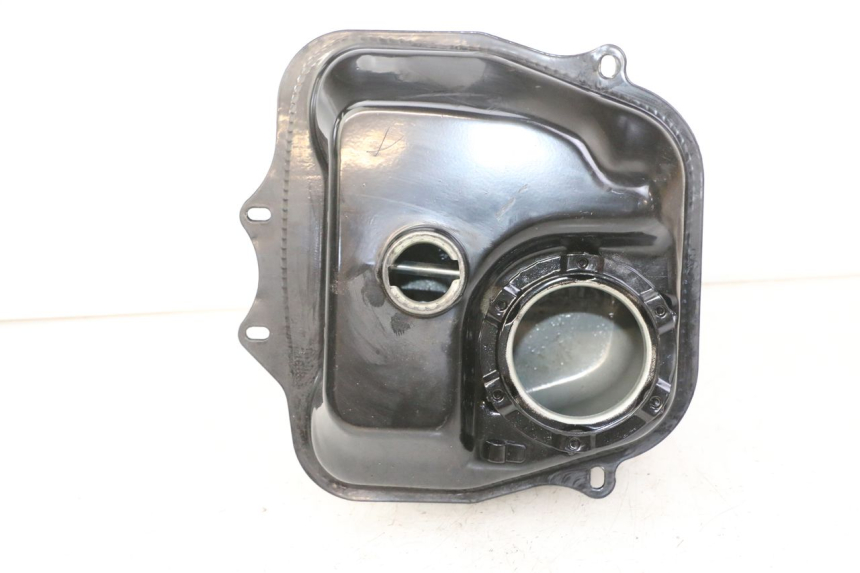 photo de RESERVOIR ESSENCE JM MOTORS OLDIES GT 4T 50 (2018 - 2025) - Autre angle de vue