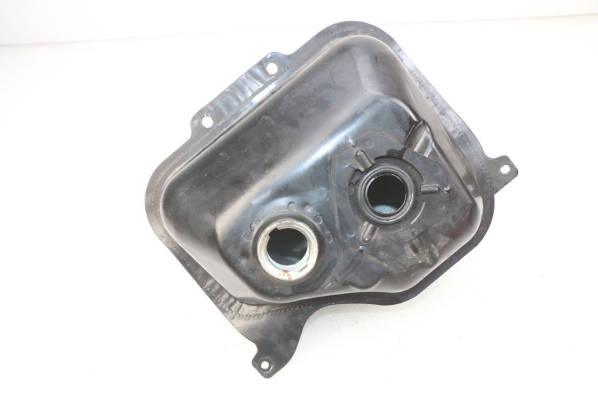 photo de RESERVOIR ESSENCE SYM ORBIT 2 2T 50 (2008 - 2018) - Gros plan technique