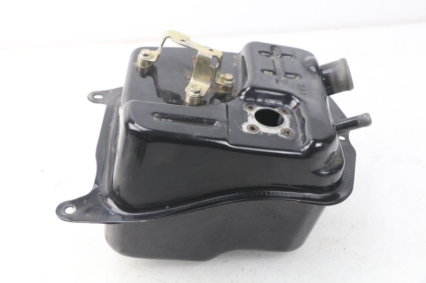 photo de RESERVOIR ESSENCE SYM ORBIT III 3 4T 50 (2018 - 2021) - Gros plan technique