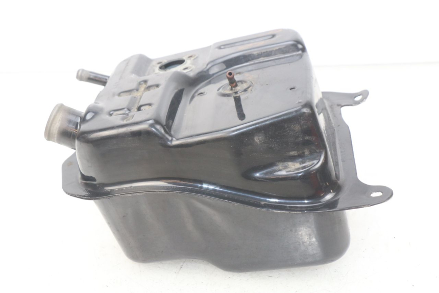 photo de RESERVOIR ESSENCE SYM ORBIT III 3 4T 50 (2018 - 2021) - Gros plan technique