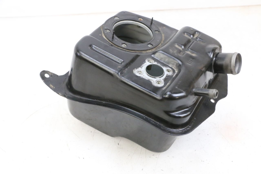 photo de RESERVOIR ESSENCE SYM ORBIT III 3 4T 50 (2021 - 2025) - État de surface