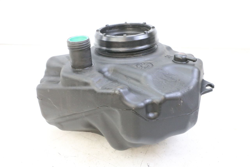 photo de RESERVOIR ESSENCE MBK OVETTO 4T 50 (2008 - 2016) - Autre angle de vue