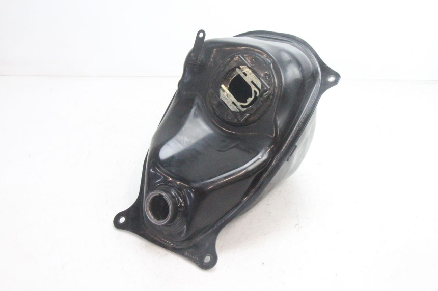 photo de RESERVOIR ESSENCE HONDA PCX (JF28) 125 (2009 - 2011) - Zoom état d’usage