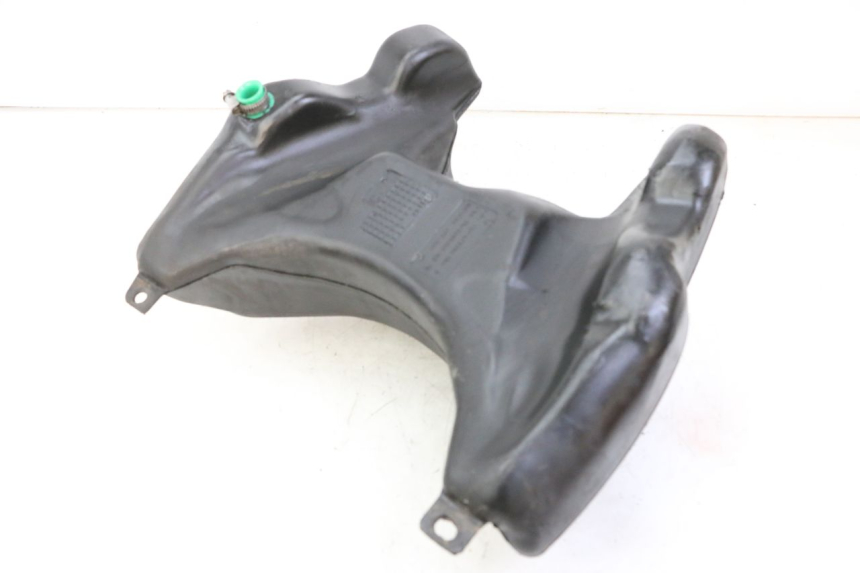 photo de RESERVOIR ESSENCE PEUGEOT TKR TREKKER FURIOUS 50 (2005 - 2014) - Détail de la pièce