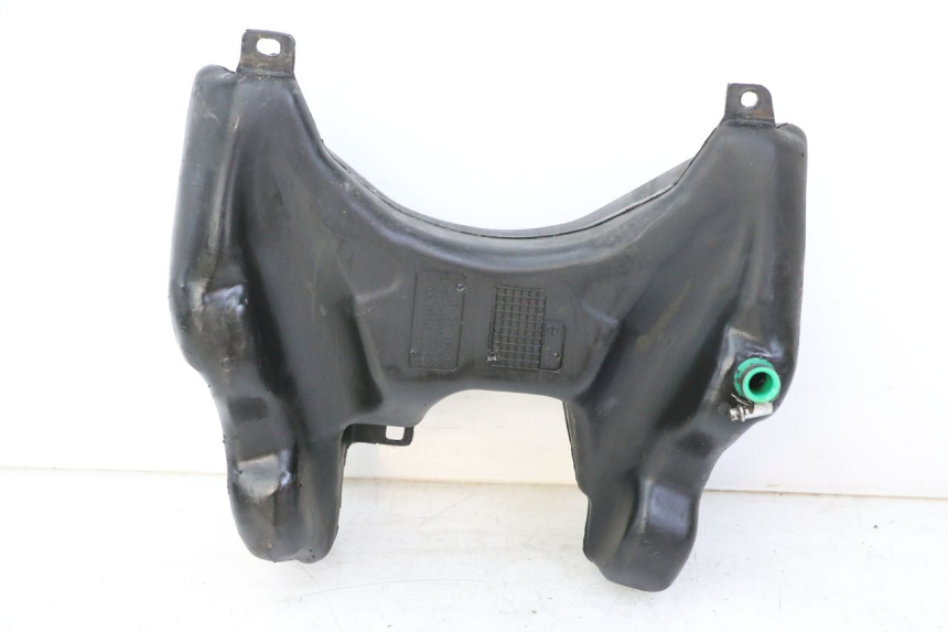 photo de RESERVOIR ESSENCE PEUGEOT TKR TREKKER FURIOUS 50 (2005 - 2014) - Zoom état d’usage