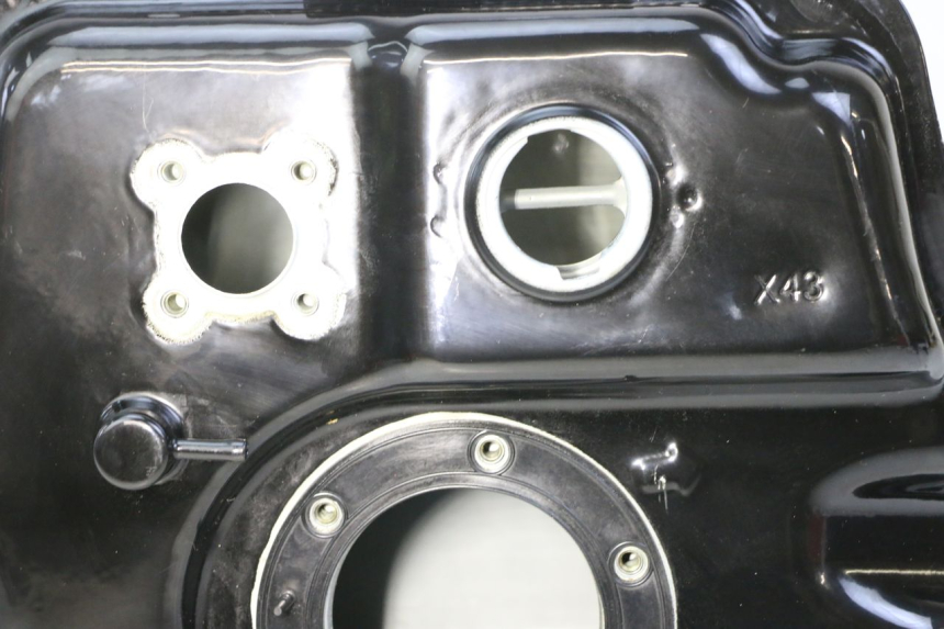 photo de RESERVOIR ESSENCE PEUGEOT TWEET 4T 50 (2023 - 2025) - Vue d’ensemble