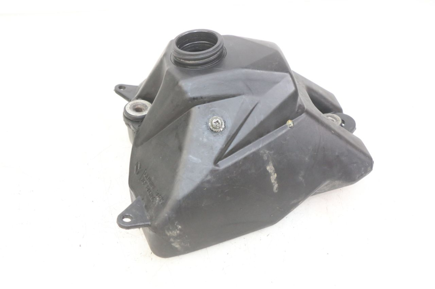 photo de RESERVOIR ESSENCE YCF PILOT 125 - Vue principale