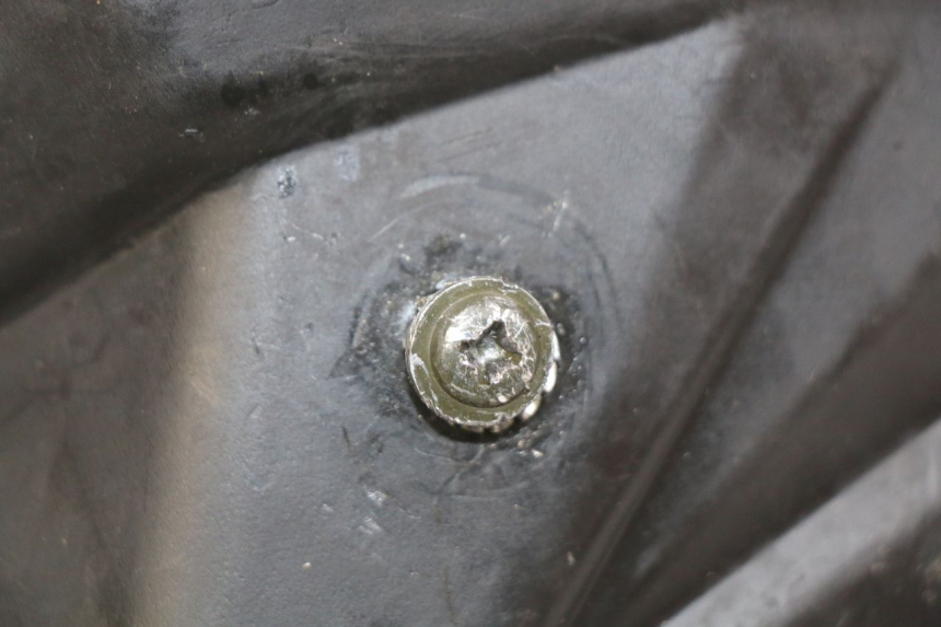 photo de RESERVOIR ESSENCE YCF PILOT 125 - Zoom état d’usage