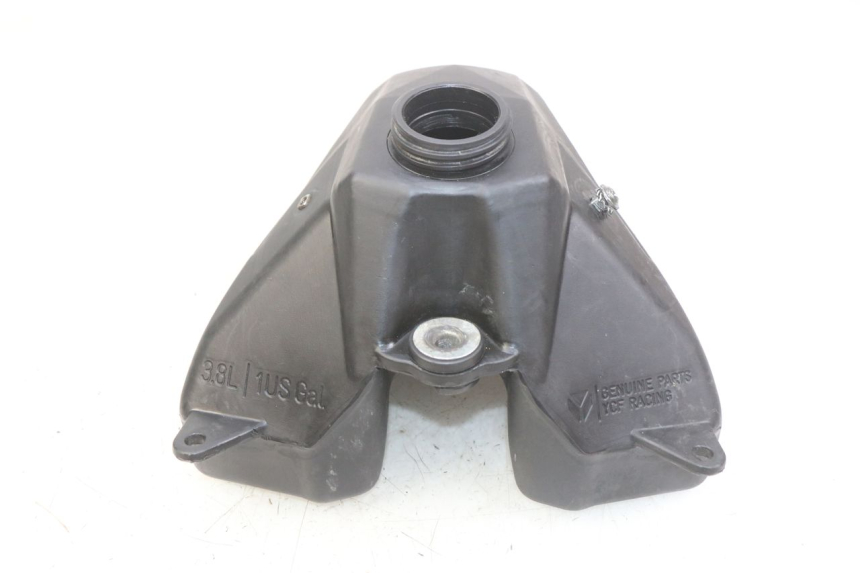 photo de RESERVOIR ESSENCE YCF PILOT 125 - État de surface