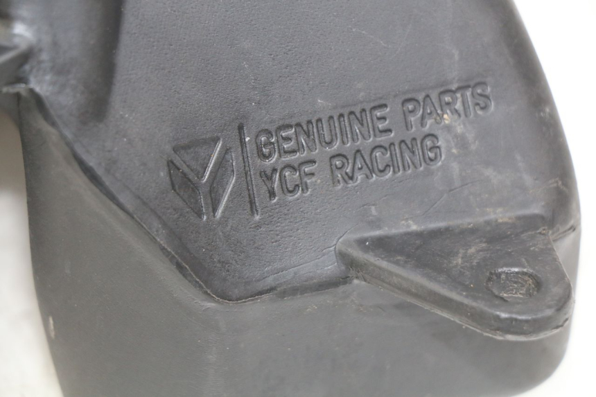 photo de RESERVOIR ESSENCE YCF PILOT 125 - Marquages et références