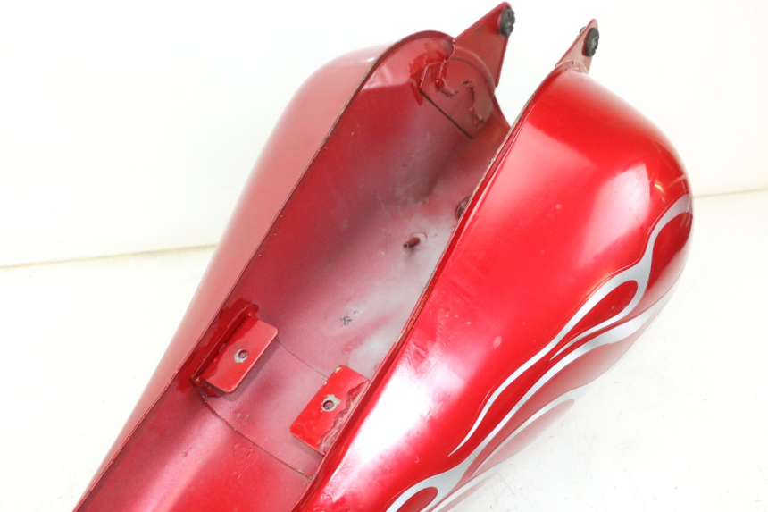 photo de RESERVOIR ESSENCE REGAL RAPTOR SPYDER 125 (2010 - 2018) - Autre angle de vue