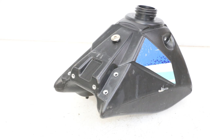 photo de RESERVOIR ESSENCE APOLLO RFZ 125 - Autre angle de vue