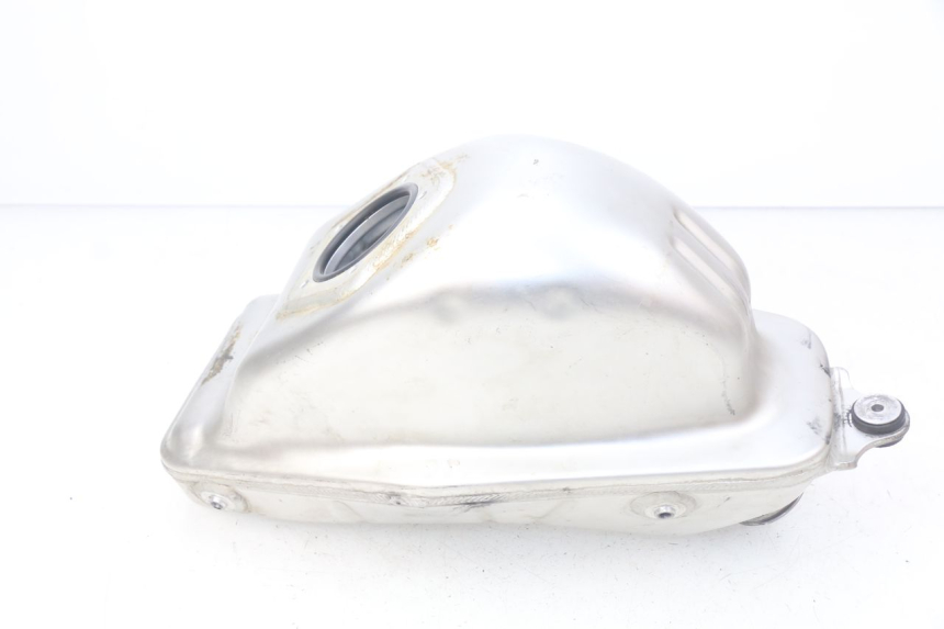 photo de RESERVOIR ESSENCE SUZUKI RM-Z RMZ 250 (2010 - 2016) - Gros plan technique