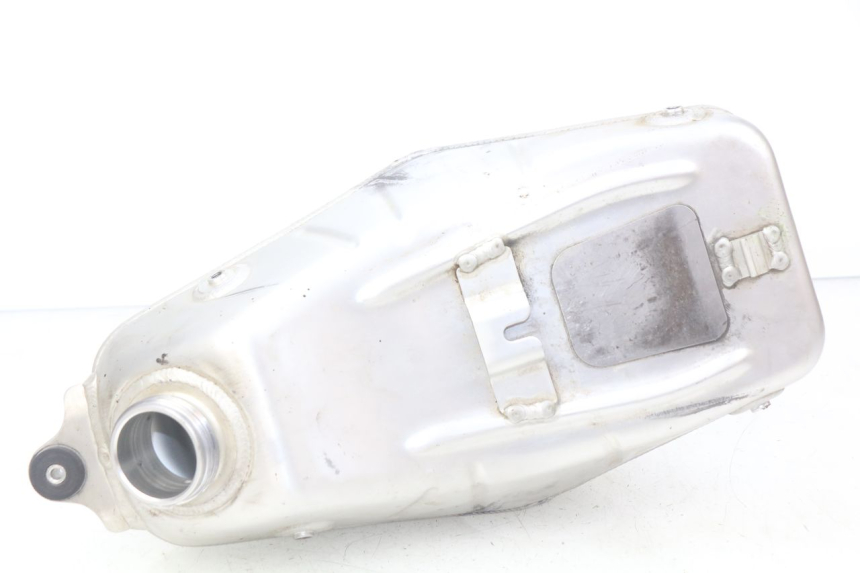 photo de RESERVOIR ESSENCE SUZUKI RM-Z RMZ 250 (2010 - 2016) - Points de fixation