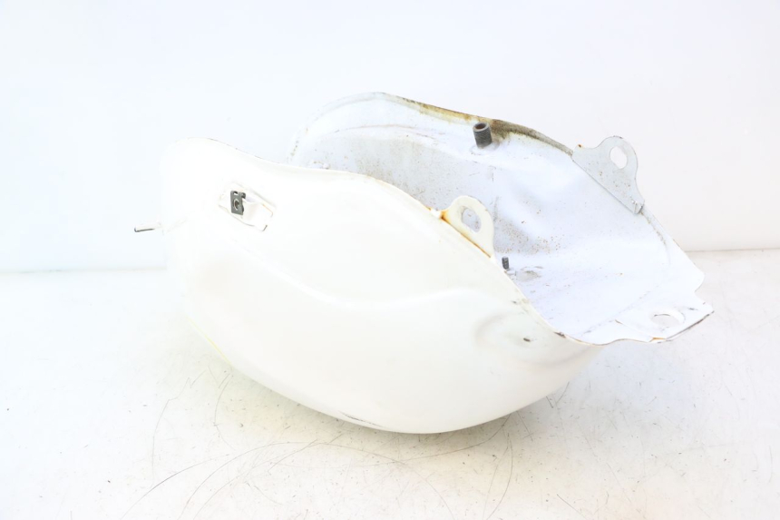 photo de RESERVOIR ESSENCE YAMASAKI ROADSTER 50 (2013 - 2018) - Points de fixation