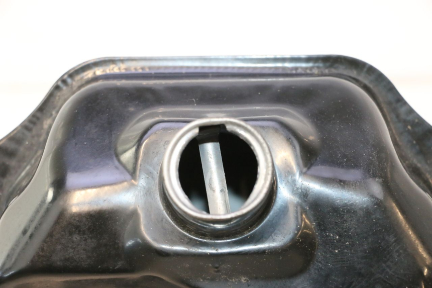 photo de RESERVOIR ESSENCE TNT MOTOR ROMA 10' 2T 50 (2011 - 2018) - Marquages et références