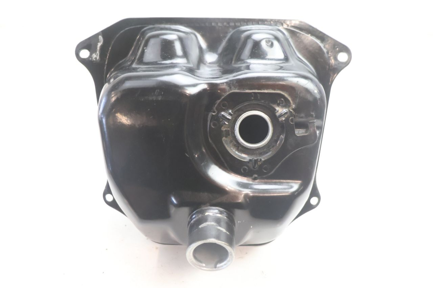 photo de RESERVOIR ESSENCE TNT MOTOR ROMA 10' 2T 50 (2011 - 2018) - Détail de la pièce