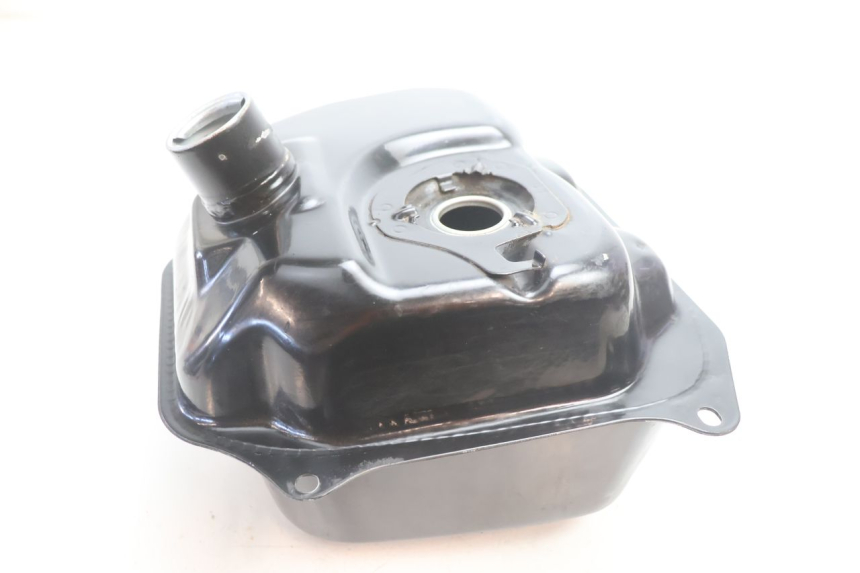 photo de RESERVOIR ESSENCE TNT MOTOR ROMA 10' 2T 50 (2011 - 2018) - Vue d’ensemble