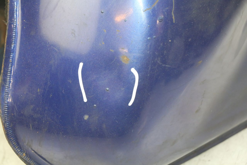 photo de RESERVOIR ESSENCE HYOSUNG RT KARION 125 (2003 - 2007) - Détails caractéristiques