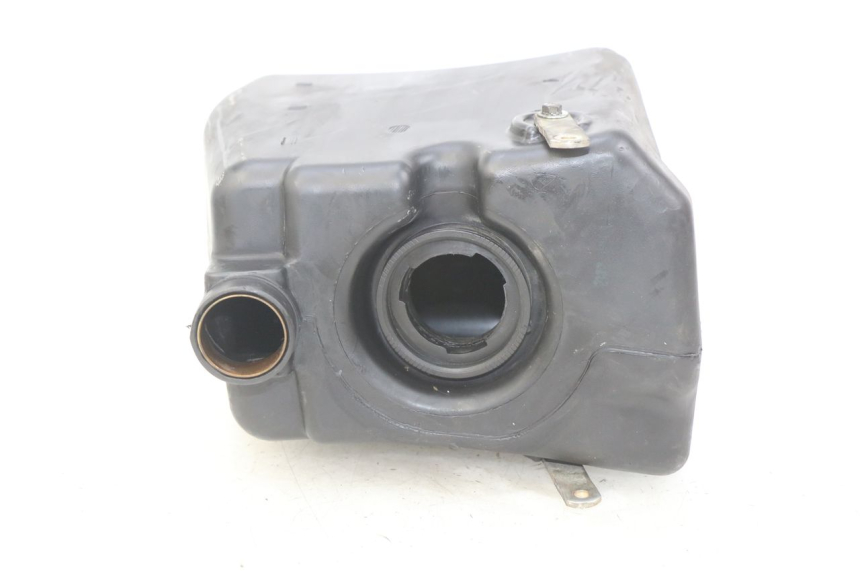 photo de RESERVOIR ESSENCE GILERA RUNNER SP 50 (2009 - 2017) - Autre angle de vue