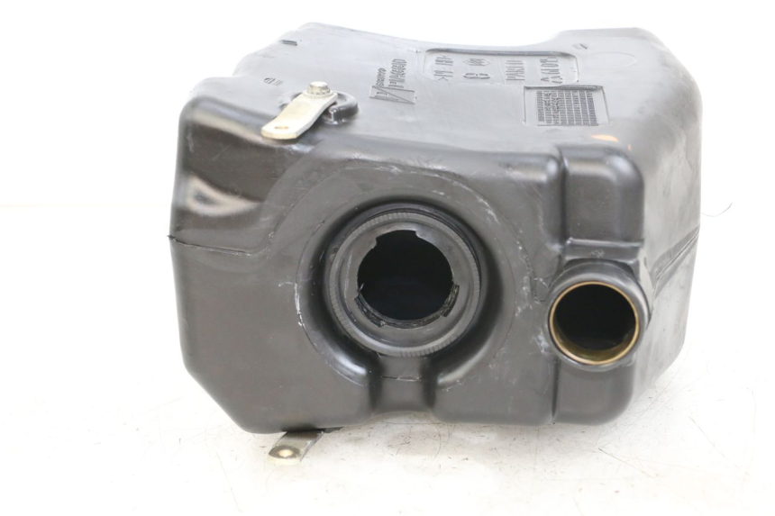 photo de RESERVOIR ESSENCE GILERA RUNNER SP 50 (2009 - 2017) - Zoom état d’usage