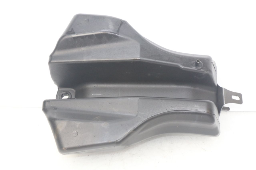 photo de RESERVOIR ESSENCE APOLLO RXF 125 - Gros plan technique