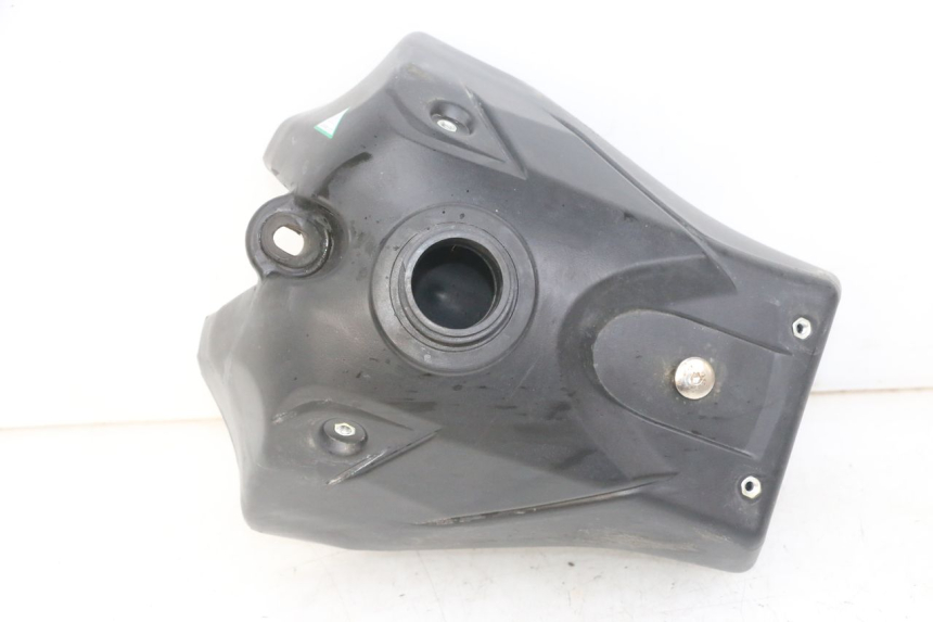 photo de RESERVOIR ESSENCE APOLLO RXF 125 - Autre angle de vue